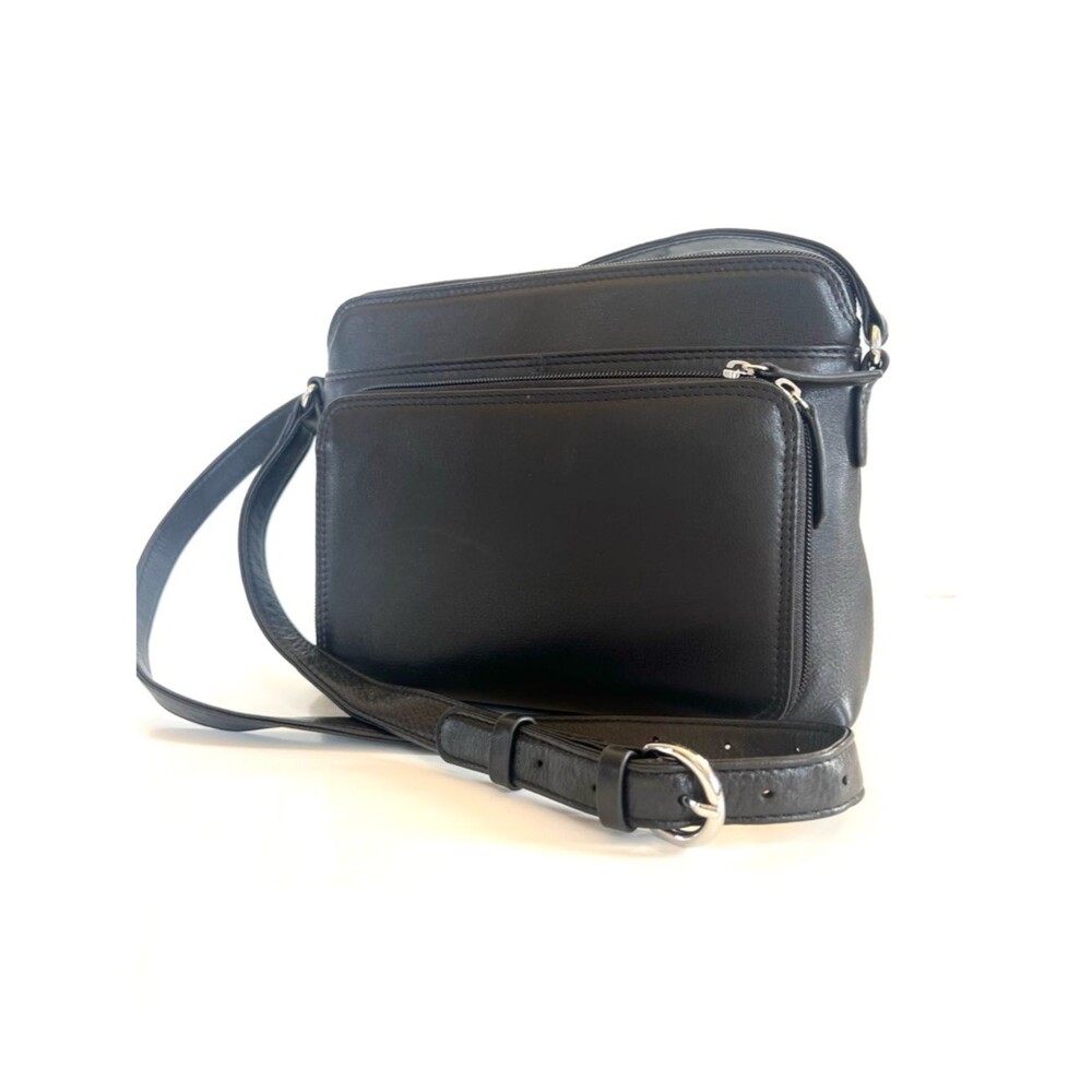 ili New York RFID East-West Crossbody Organizer Crossbody Bag